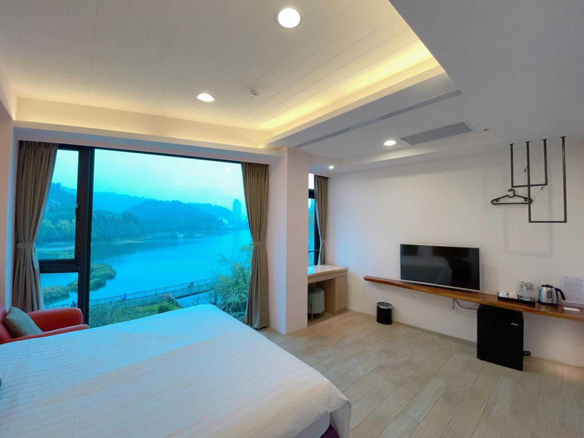 Zhaohong Homestay Yuchi Ngoại thất bức ảnh